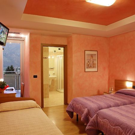 Hotel Castel Lodron Storo 外观 照片